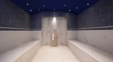 KASSANDRA PALACE