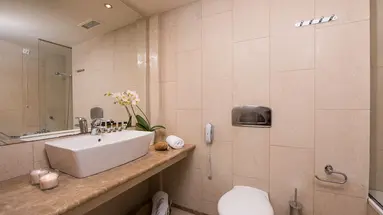 KASSANDRA PALACE
