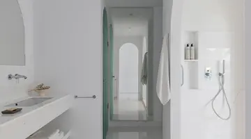 KASSANDRA PALACE