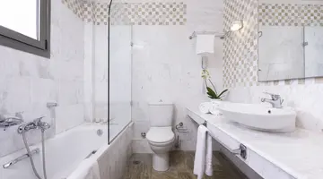 KASSANDRA PALACE