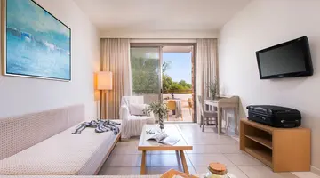 KASSANDRA PALACE