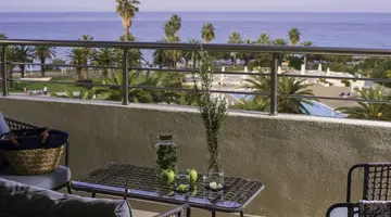 KASSANDRA PALACE