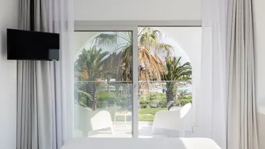 KASSANDRA PALACE