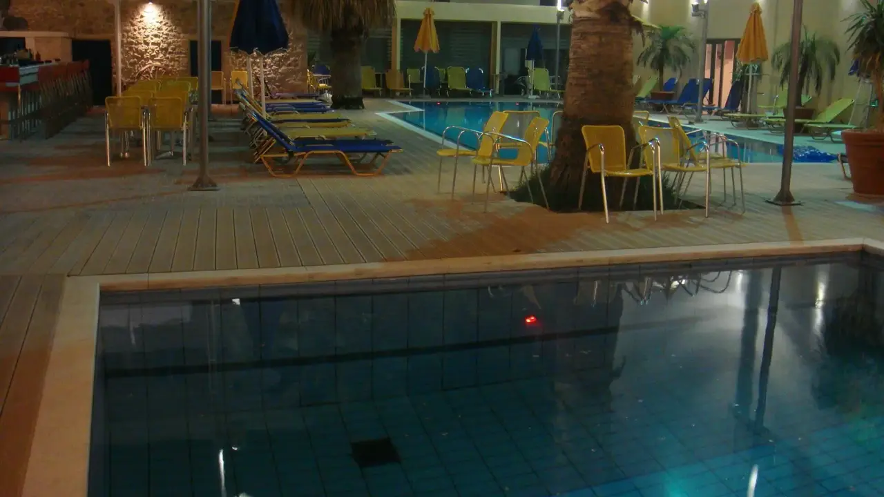 Kassavetis Center Hotel Studios & Apartm