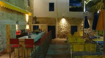 Kassavetis Center Hotel Studios & Apartm