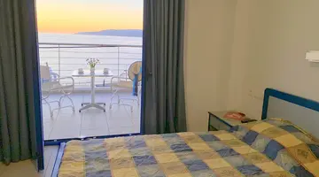 KASSAVETIS CENTER - HOTEL STUDIOS & APARTMENTS