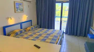 KASSAVETIS CENTER - HOTEL STUDIOS & APARTMENTS