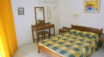 KASSAVETIS CENTER - HOTEL STUDIOS & APARTMENTS