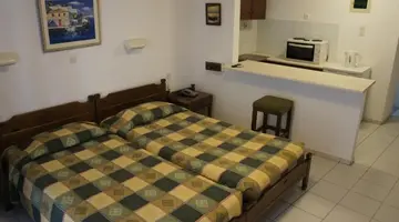 KASSAVETIS CENTER - HOTEL STUDIOS & APARTMENTS