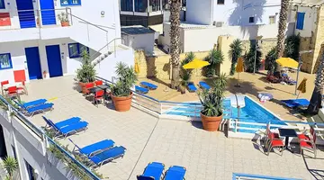 KASSAVETIS CENTER-HOTEL STUDIOS & APTS