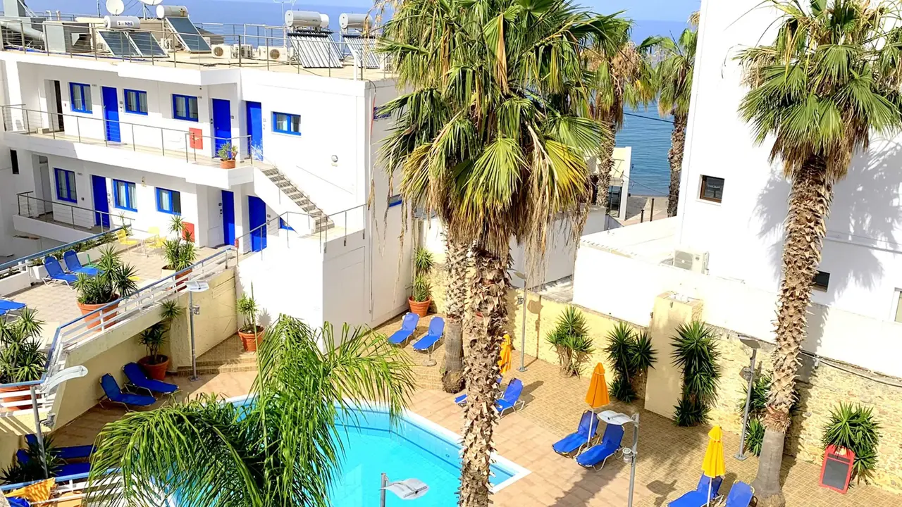 KASSAVETIS CENTER-HOTEL STUDIOS & APTS