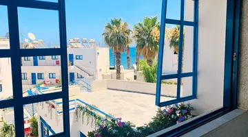 KASSAVETIS CENTER-HOTEL STUDIOS & APTS
