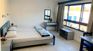 KASSAVETIS CENTER-HOTEL STUDIOS & APTS