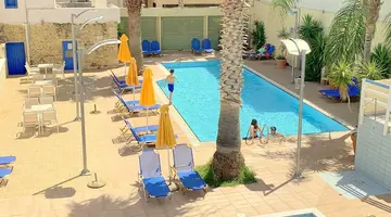 KASSAVETIS CENTER-HOTEL STUDIOS & APTS