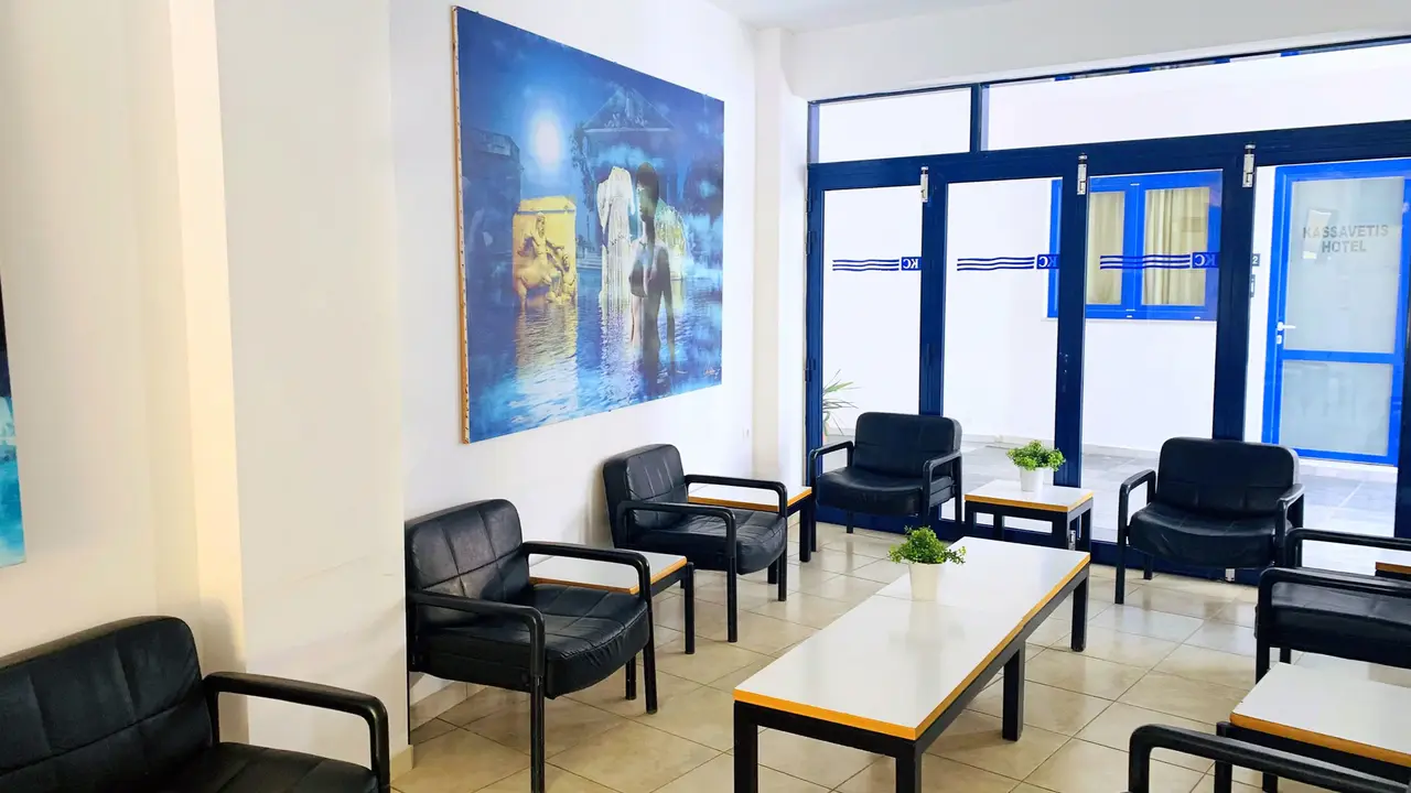 KASSAVETIS CENTER-HOTEL STUDIOS & APTS
