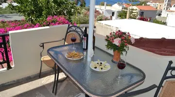 Kastro Apartments