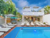 Kastro Beach Apartments