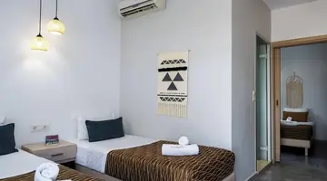 Kastro Beach Apartments