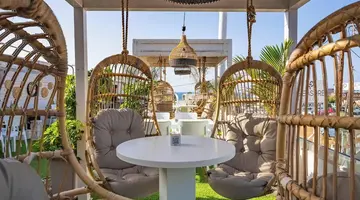Kastro Beach Apartments