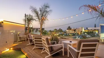 Kastro Beach Apartments