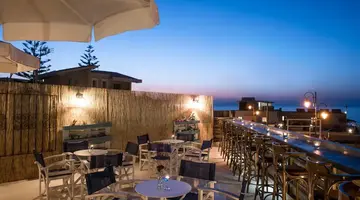 Kastro Beach Apartments