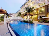 Kata Sea Breeze Resort