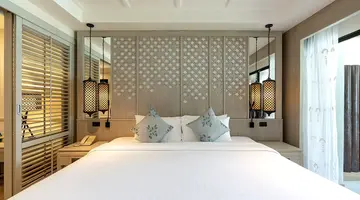 Katathani Phuket Beach Resort