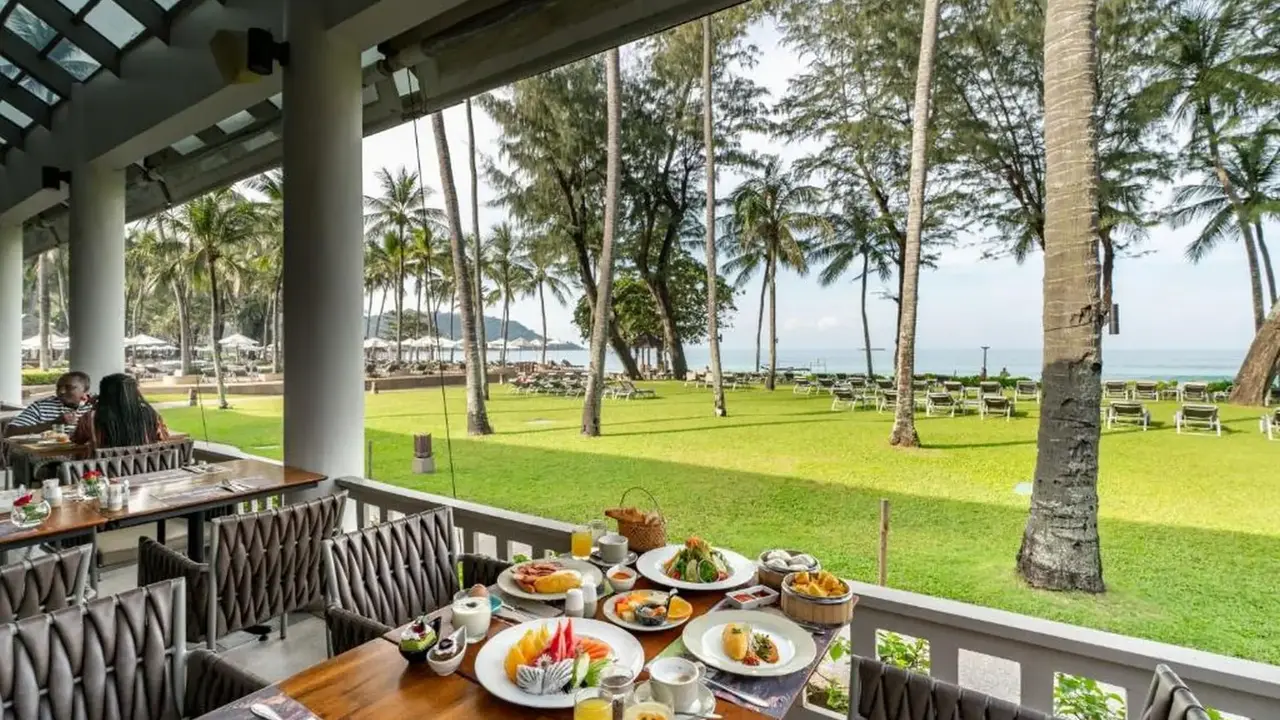 Katathani Phuket Beach Resort