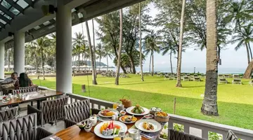 Katathani Phuket Beach Resort