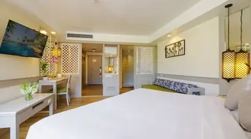 KATATHANI PHUKET BEACH RESORT