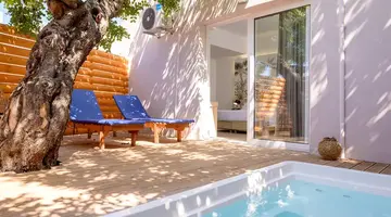Katrin Hotel and Bungalows
