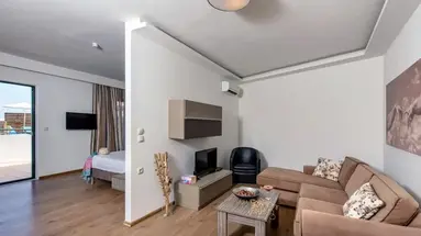 Katrin Suites
