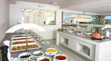 Katrin Suites
