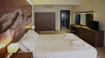 Katrin Suites