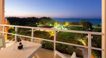 Katsaras Bayside Hotel