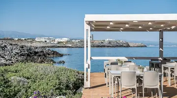Kavos Hotel
