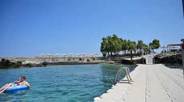 Kavos Hotel