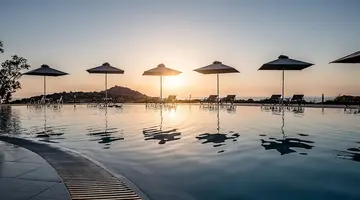 Kavos Hotel