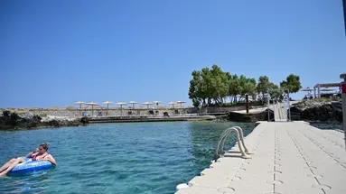 Kavos Hotel