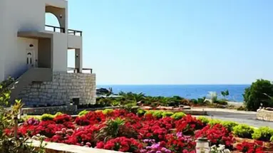 Kavos Hotel