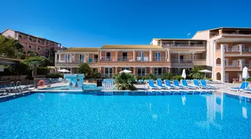 Kavos Plaza