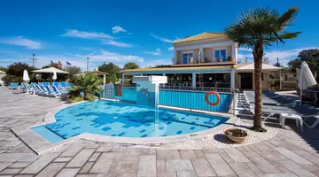 Kavos Plaza