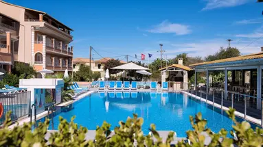 Kavos Plaza