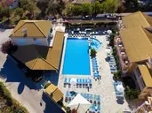 Kavos Plaza