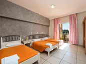 Kavos Plaza