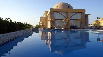 KAVROS BEACH HOTEL