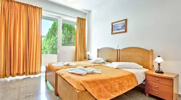 Kavros Beach