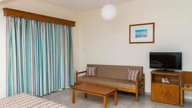 Kefalos Damon Hotel Apartments