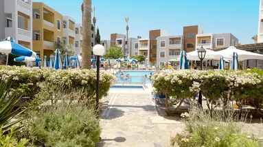 Kefalos Damon Hotel Apartments