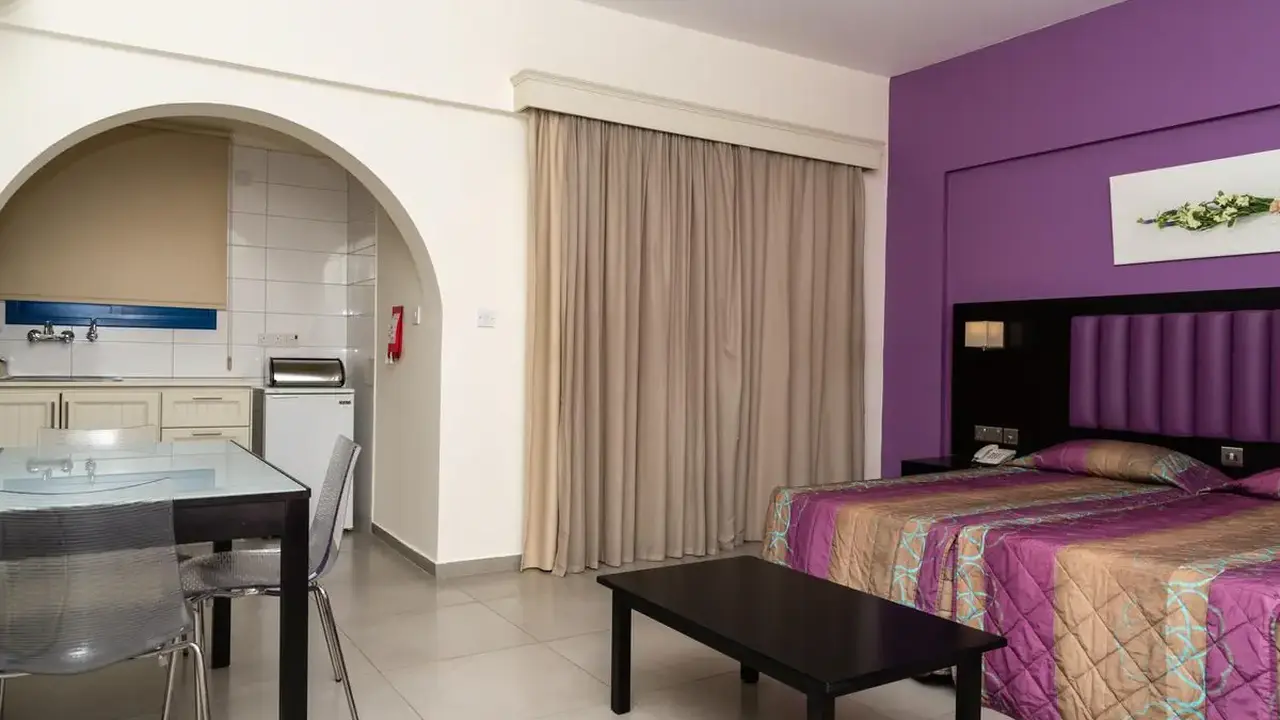 Kefalos Damon Hotel Apartments
